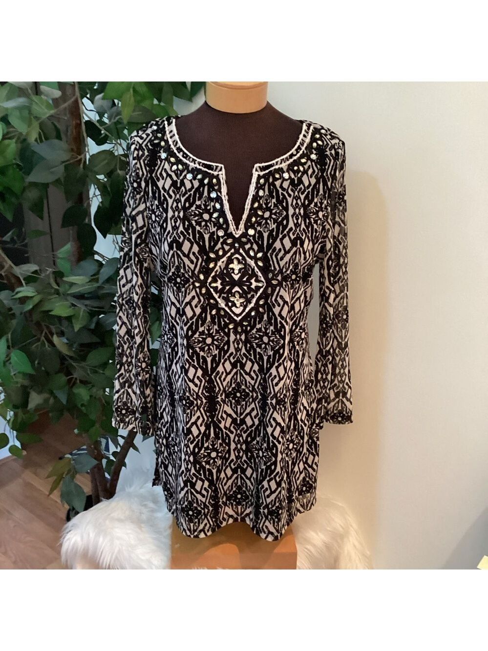 INC International Concepts black and white beaded detail blouse XLarge